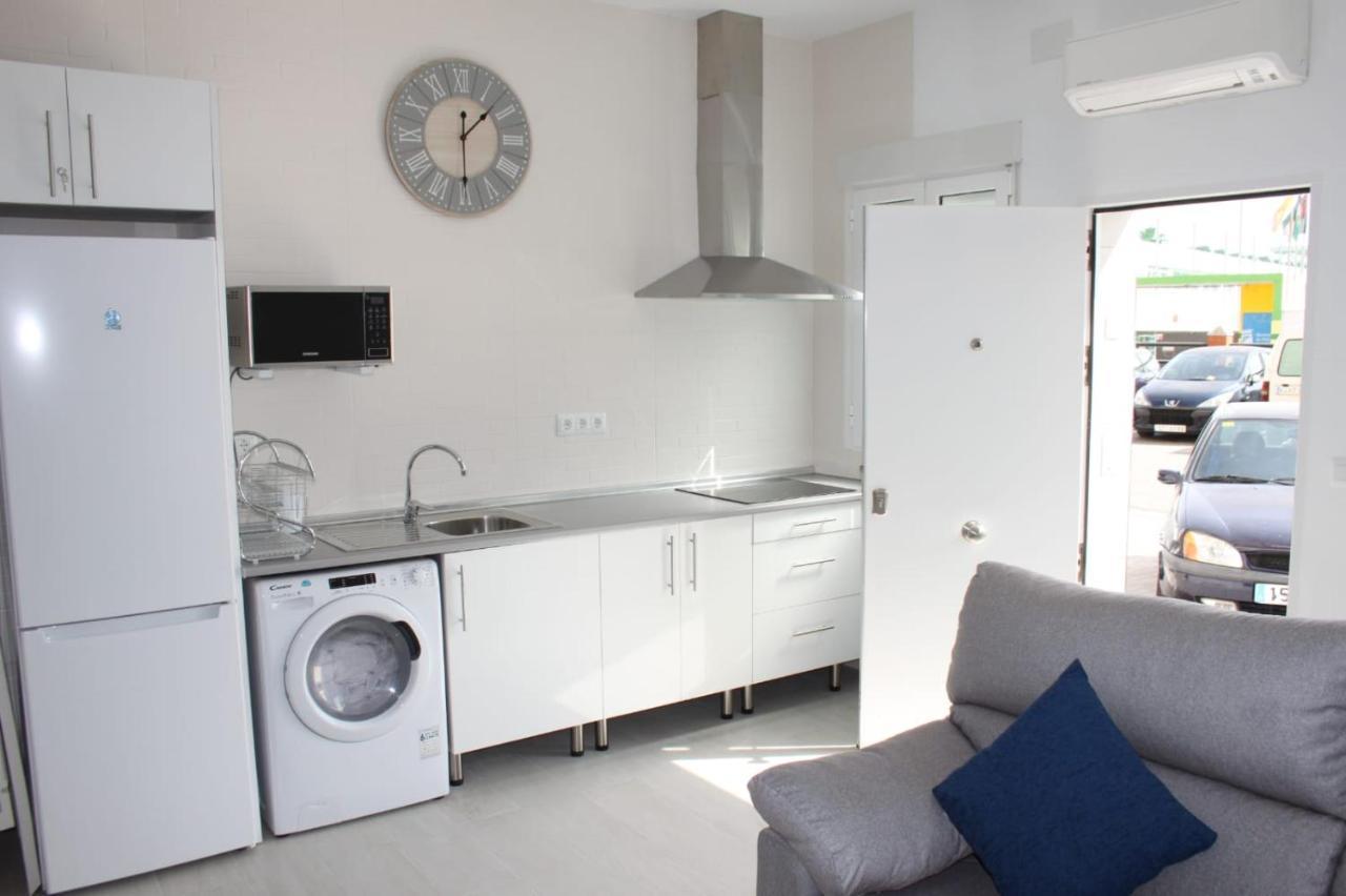 Apartamentos Margo 2 Малага Екстериор снимка